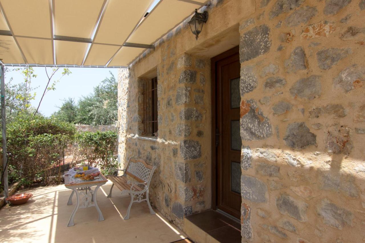 Villa Belles Maisons à Agios Nikolaos  Extérieur photo