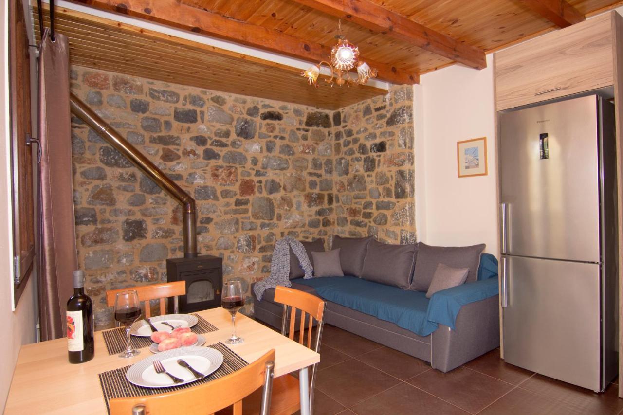 Villa Belles Maisons à Agios Nikolaos  Extérieur photo
