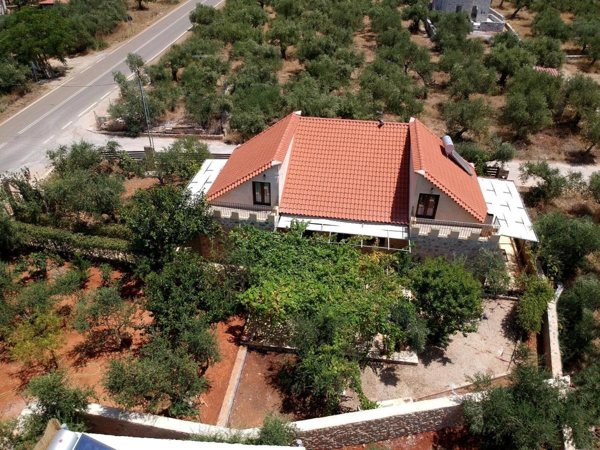 Villa Belles Maisons à Agios Nikolaos  Extérieur photo
