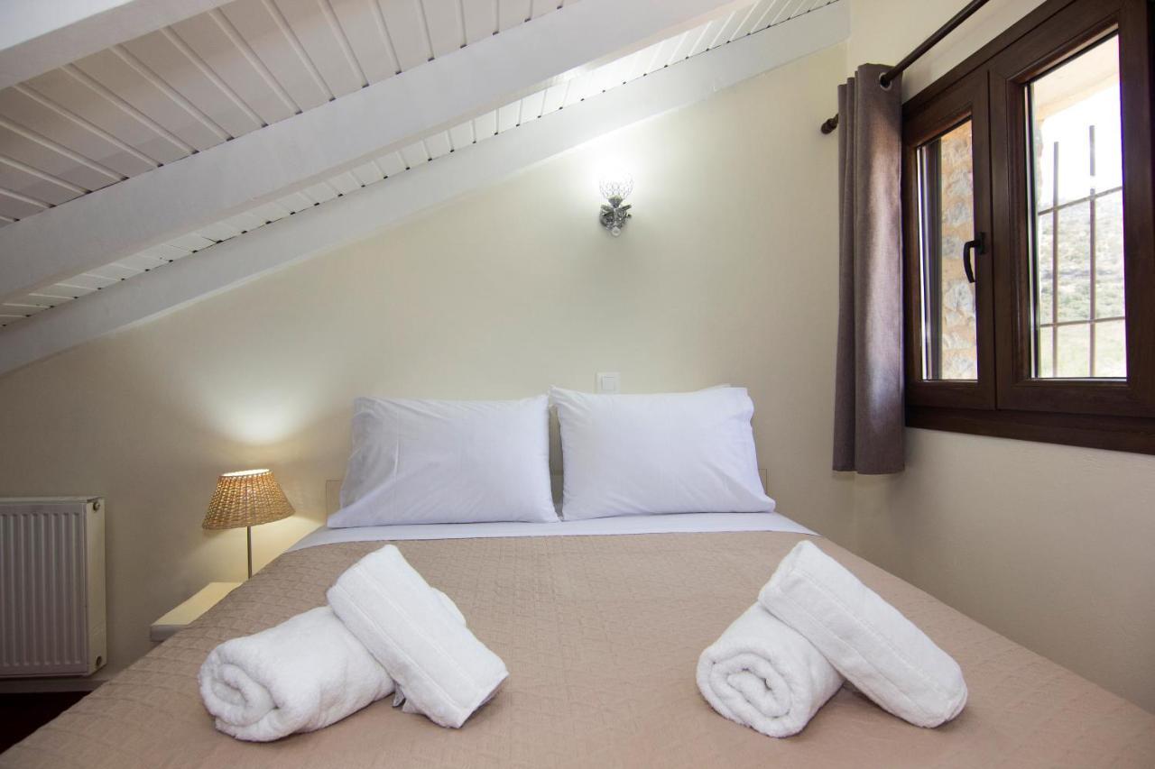 Villa Belles Maisons à Agios Nikolaos  Extérieur photo