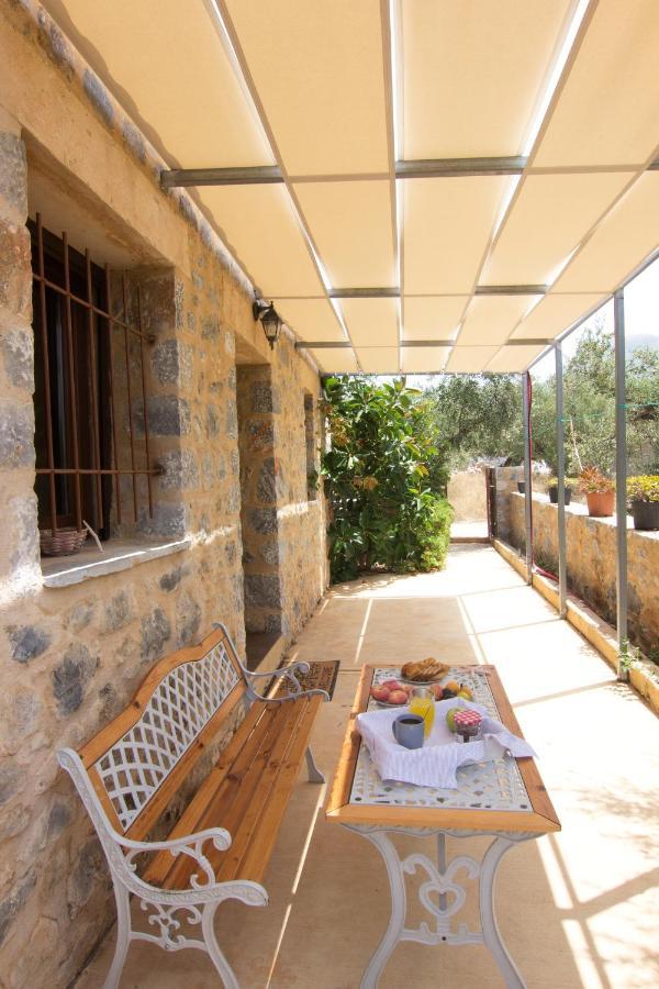 Villa Belles Maisons à Agios Nikolaos  Extérieur photo